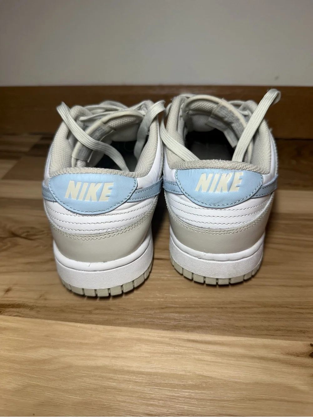 Nike Dunk Low Light Bone Armory Blue Women’s Size 8.5